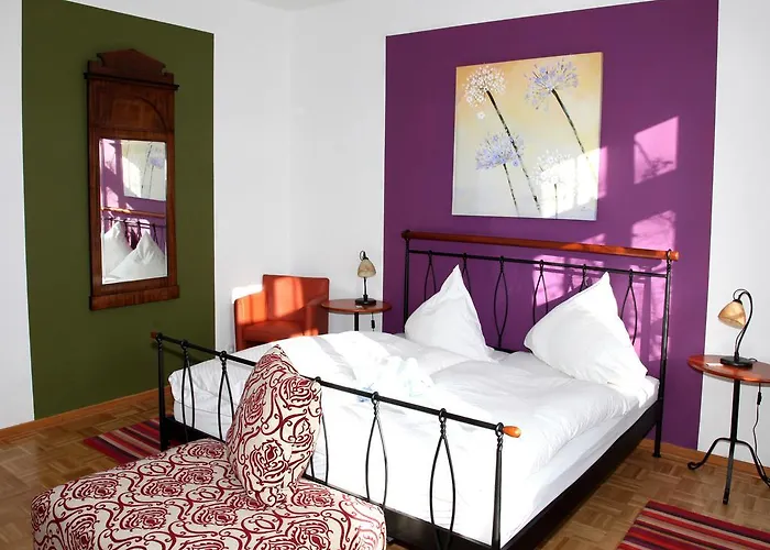 Weser Uplands Retreat *